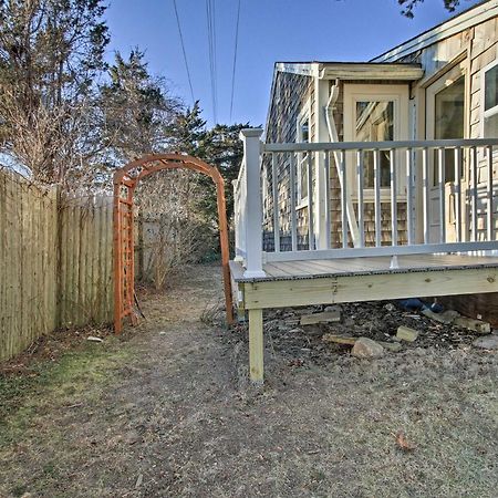 Cozy Buzzards Bay Home Steps To Cape Cod Canal! Bourne Eksteriør bilde