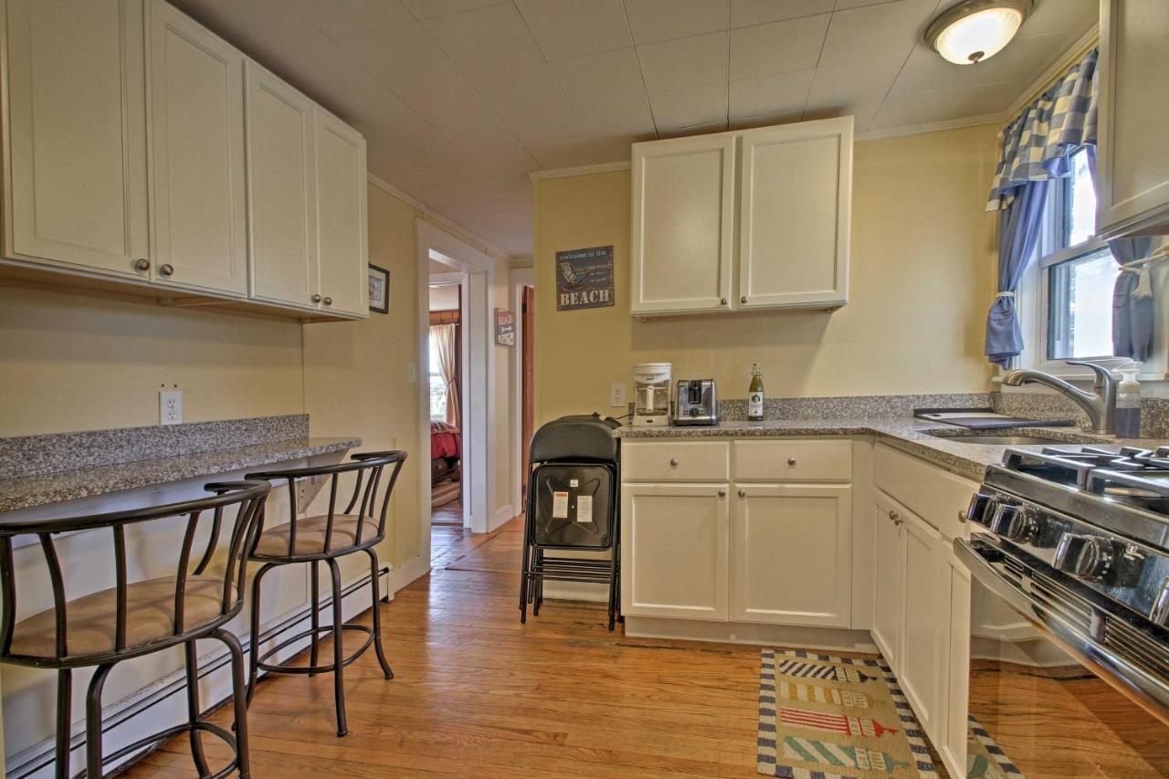Cozy Buzzards Bay Home Steps To Cape Cod Canal! Bourne Eksteriør bilde